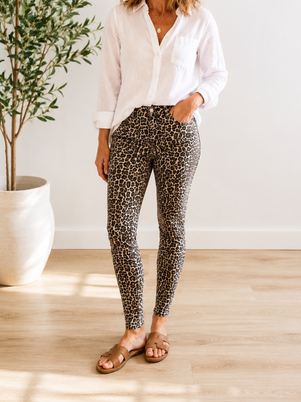 American Eagle Next Level Stretch Leopard Print Skinny Jeans Size 6 Regular